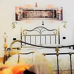 Incrocca Bed & Breakfast 3*